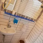 Chillout Lya & Lounge Hostel *