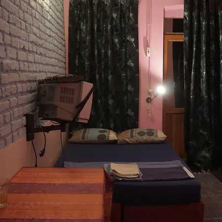 Chillout Lya & Lounge Hostel *