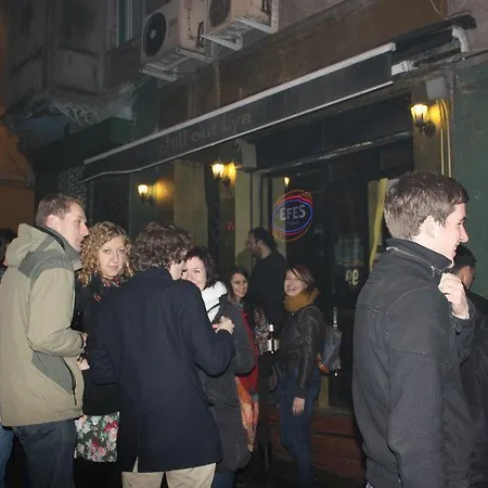 Hostel Chillout Lya & Lounge *