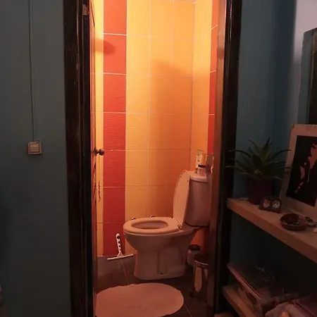 ホステル チルアウト リヤ ＆ ラウンジ