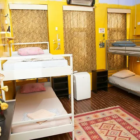 Chillout Lya & Lounge Hostel