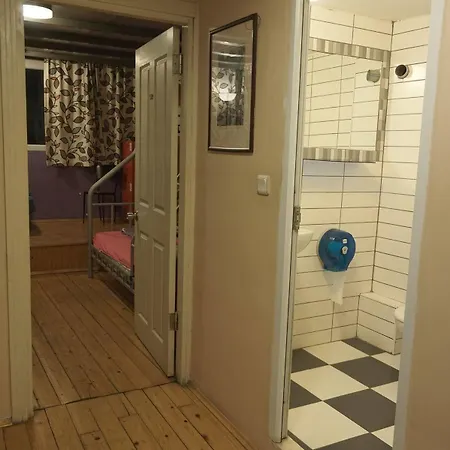 Hostel Chillout Lya & Lounge *