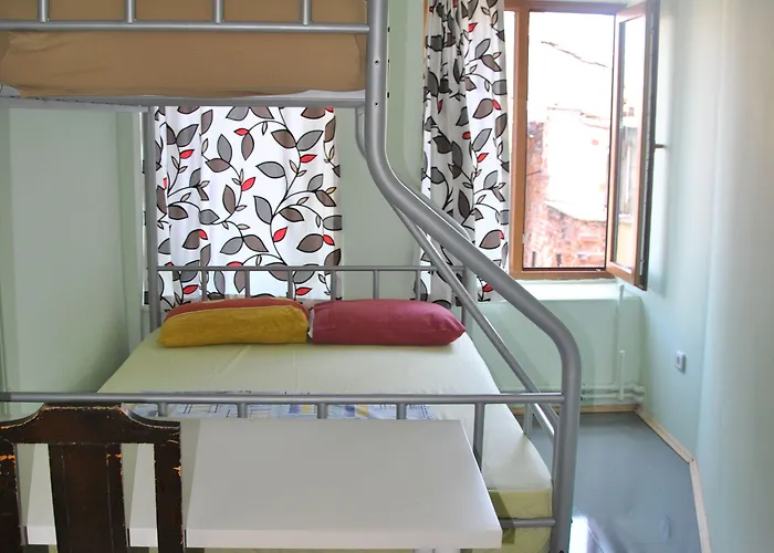 Chillout Lya & Lounge Ostello